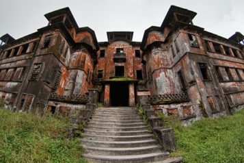 Cap. 16 - Bokor y la fantasmagórica estación de montaña abandonada