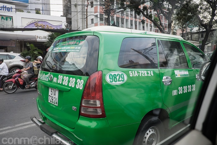 how much is taxi from ho chi minh airport to city