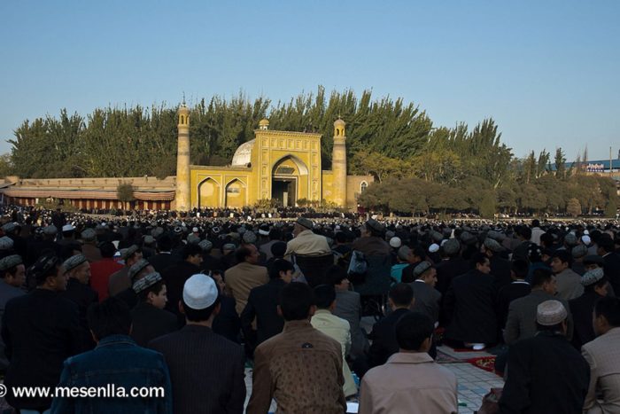 Itinerario de viaje a China: Celebración del Eid Al-Fitr, en la mezquita de Kashgar