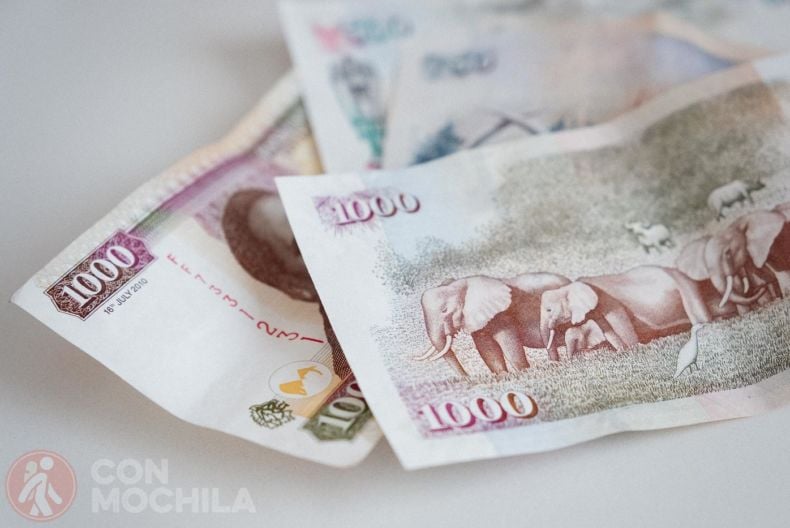 á ˆ ChelÃ­n keniano. La moneda de Kenia y los cajeros automÃ¡ticos