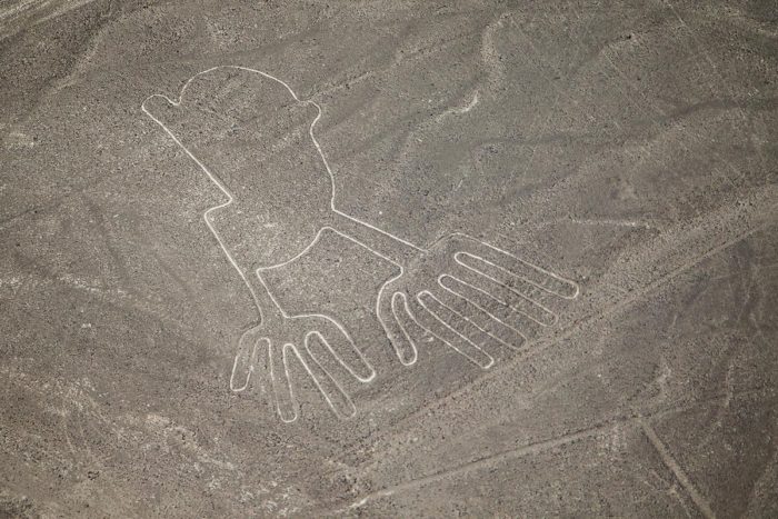 Las manos de líneas de Nazca