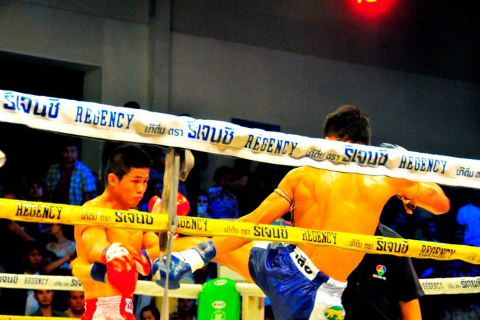 Velada tailandesa boxeo